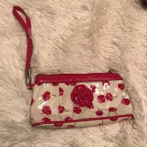 ADORABLE VERA BRADLEY WRISTLET